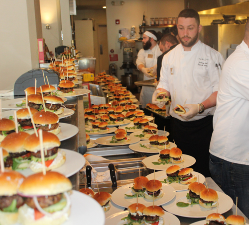 Blended mushroom burgers